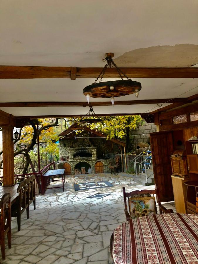 Guest House Anahit 伊杰万 外观 照片