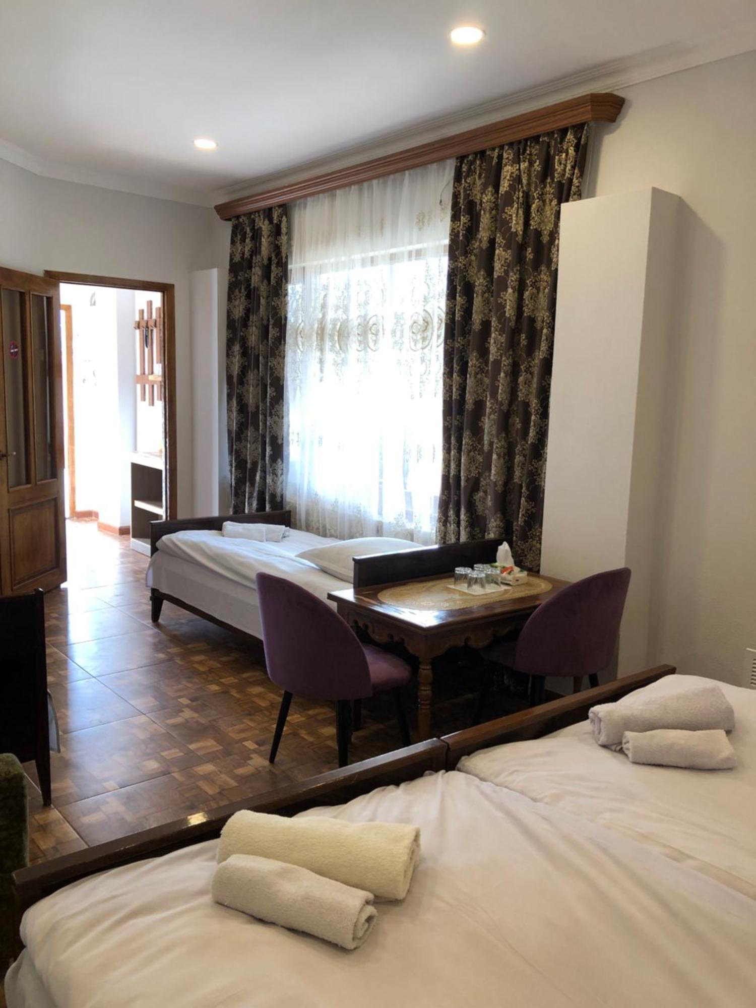 Guest House Anahit 伊杰万 外观 照片