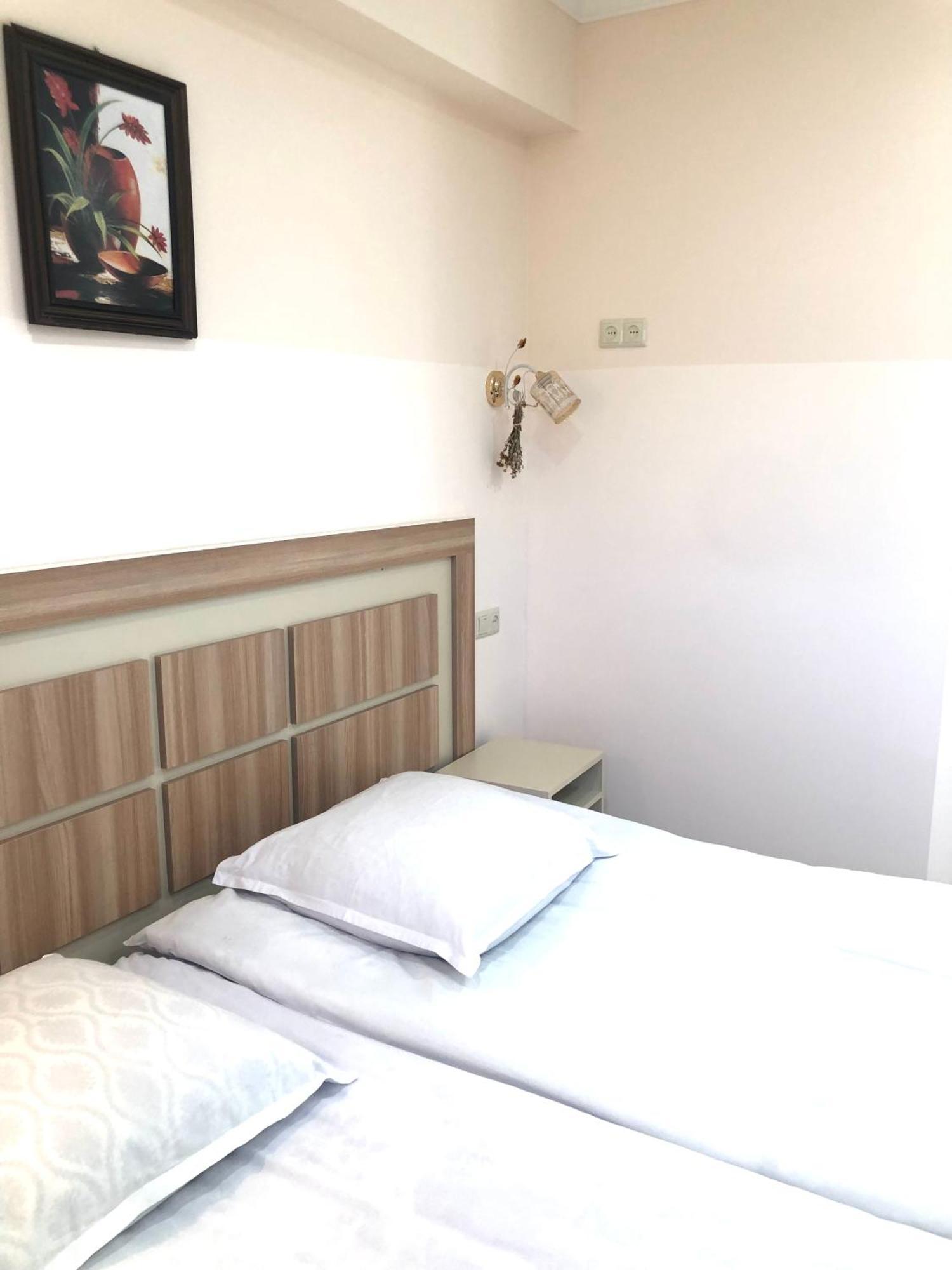 Guest House Anahit 伊杰万 外观 照片