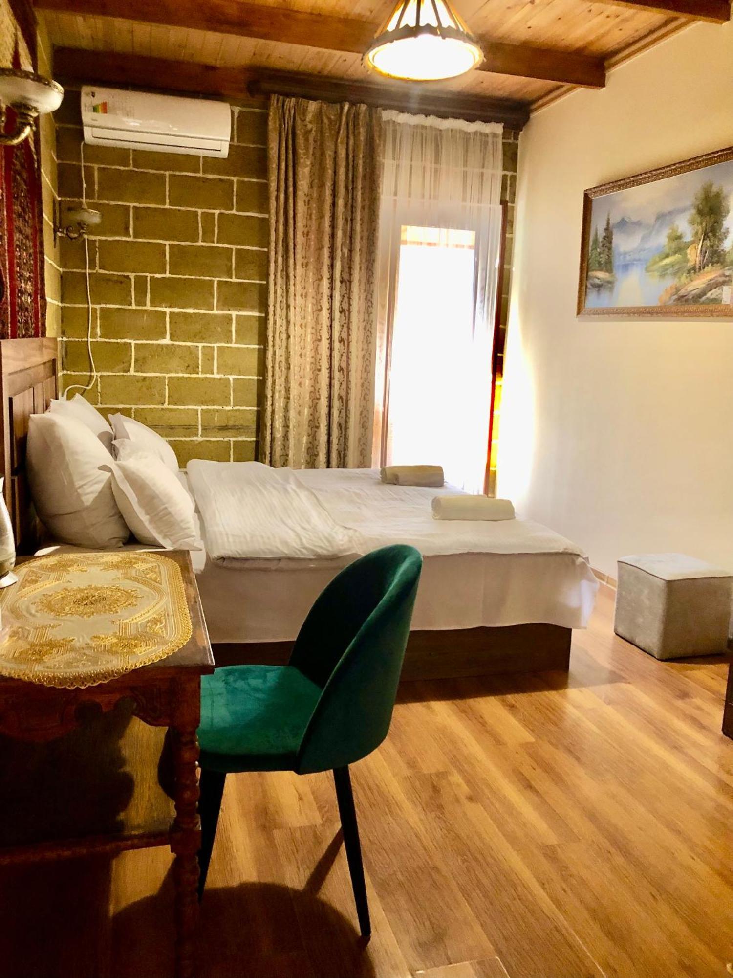 Guest House Anahit 伊杰万 外观 照片