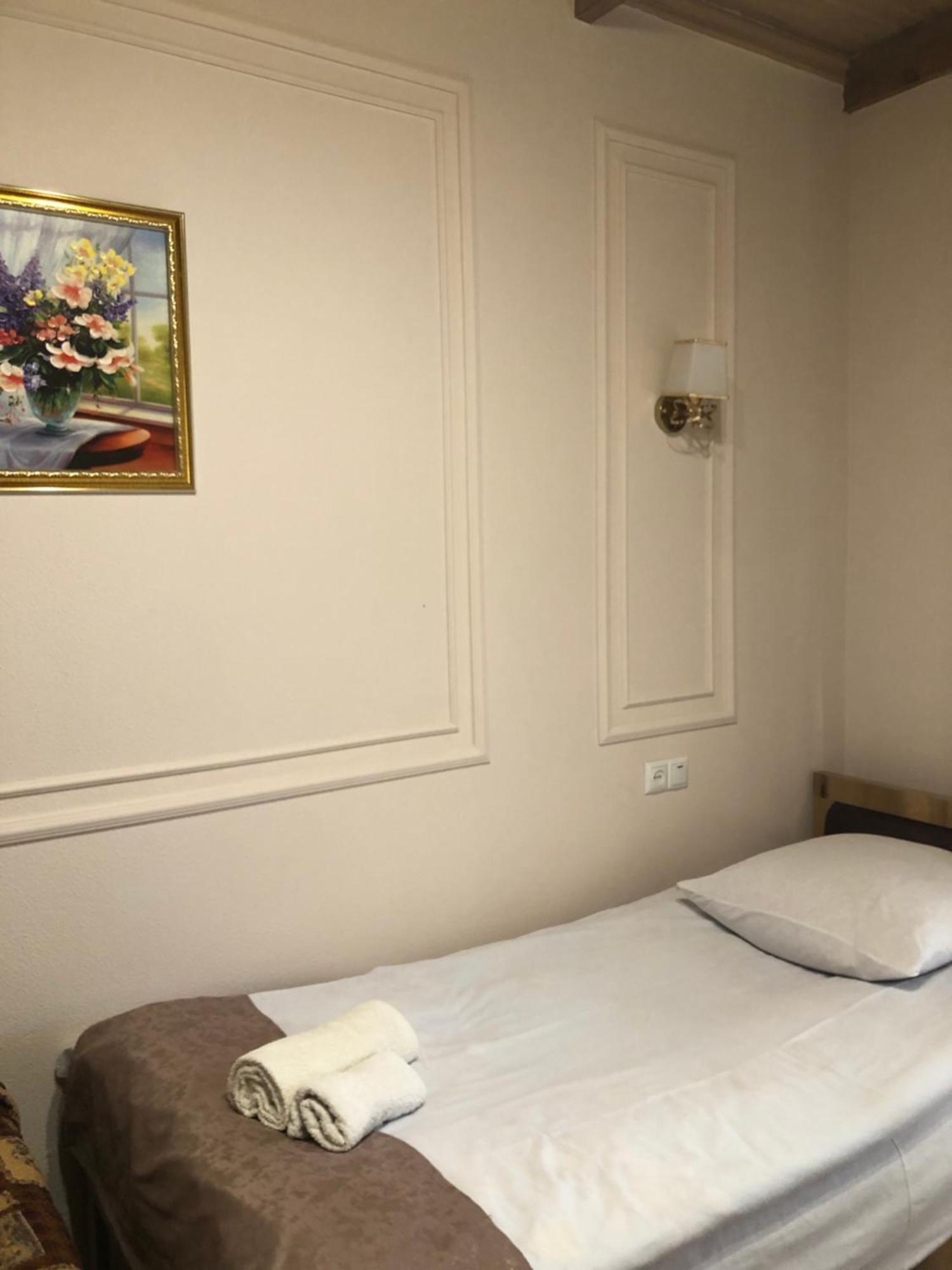 Guest House Anahit 伊杰万 外观 照片