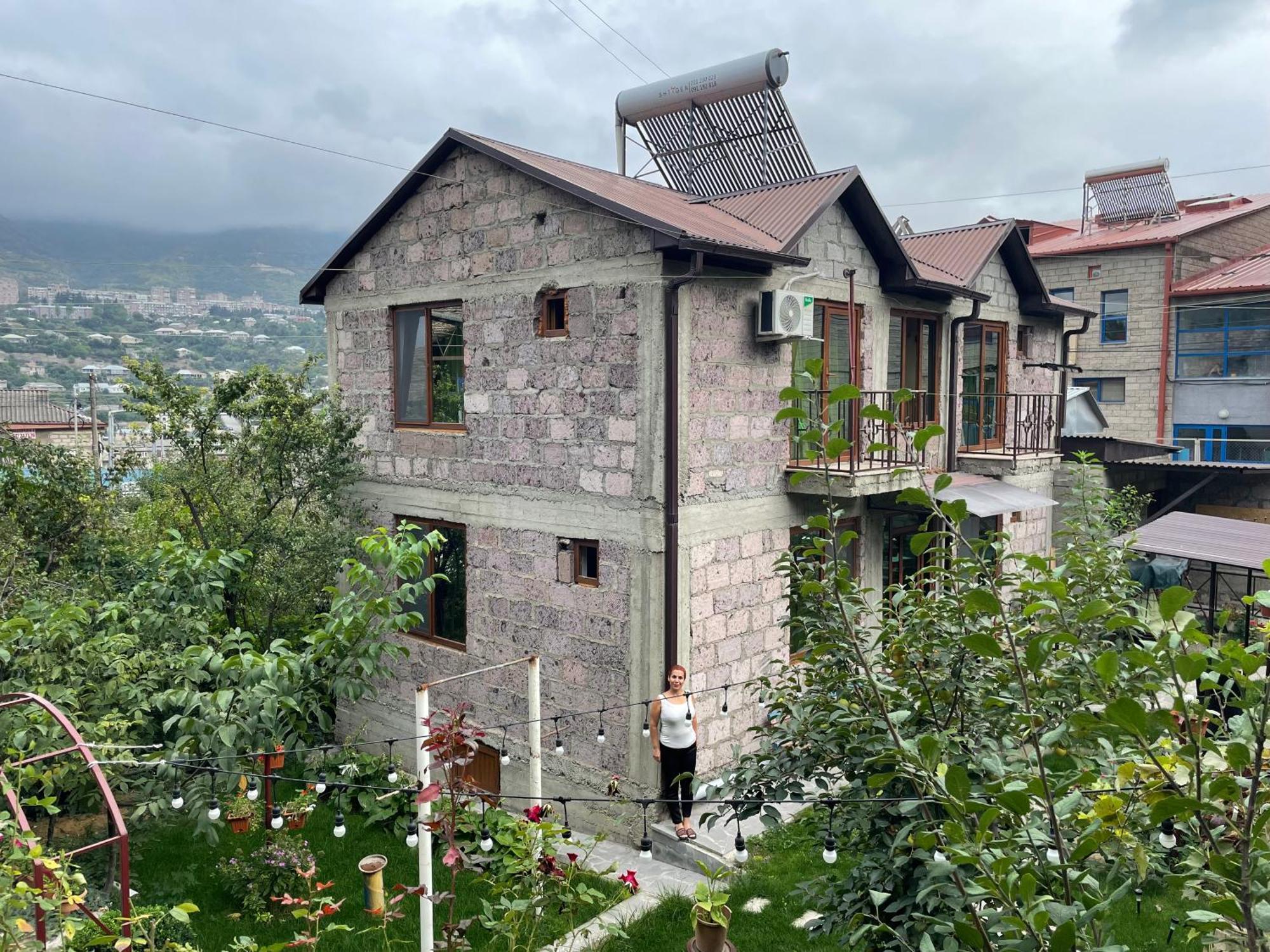 Guest House Anahit 伊杰万 外观 照片